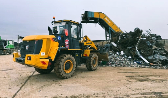 Máy Cơ Giới Nâng Cao Hiệu Suất Xử Lý Rác Thải