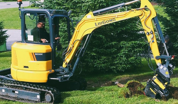 Lựa Chọn Máy Đào Mini Dự Án Đô Thị Xanh