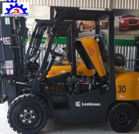 XE NÂNG Dầu 3 Tấn LIUGONG CPCD30