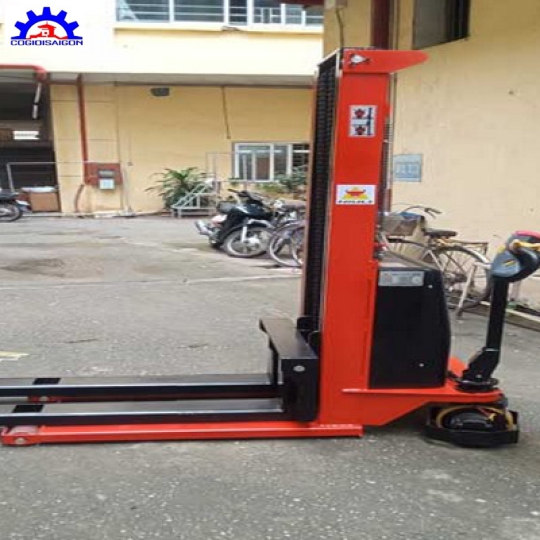 Xe Nâng Điện Đứng Lái