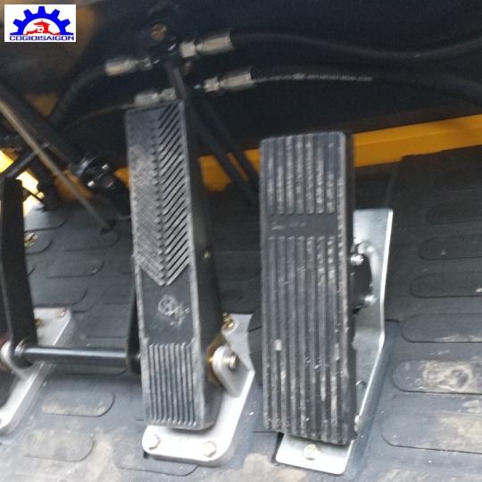 Xe nâng 5 tấn clg2050h