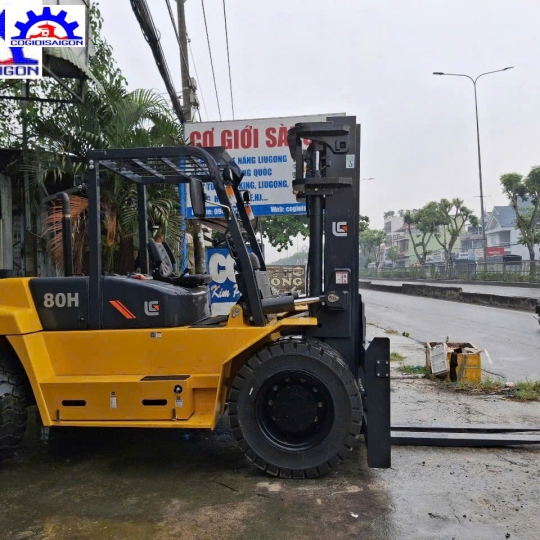 Xe nâng dầu 8 tấn Liugong - CLG 2080